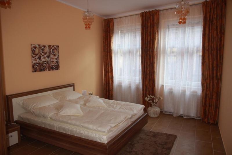 Apart-Lux Aparthotel Bytom Rum bild