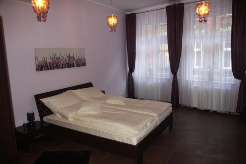 Apart-Lux Aparthotel Bytom Rum bild