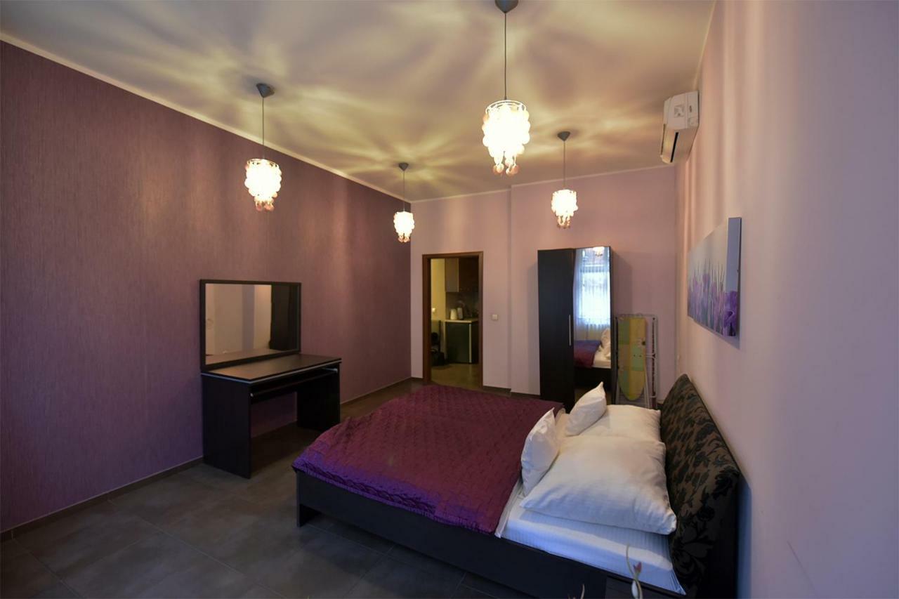 Apart-Lux Aparthotel Bytom Exteriör bild